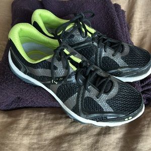 Ryka size 8.5, practically new! Only worn once or twice to the gym.